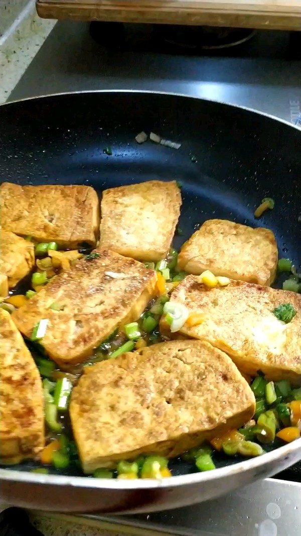 香煎北豆腐的做法-家常味煎菜譜