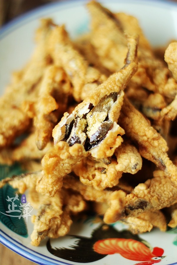 香酥多春魚的做法-家常味炸菜譜-易網健康養生網 香酥多春魚的做法-家常味炸菜譜