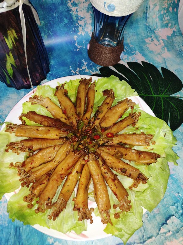 金針菇卷的做法-咸鮮味煎菜譜-易網健康養生網 金針菇卷的做法-咸鮮味煎菜譜