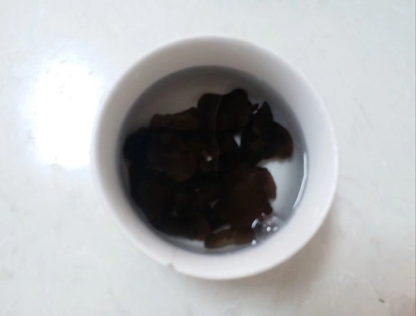毛豆木耳炒肉片的做法-咸鮮味炒菜譜-易網(wǎng)健康養(yǎng)生網(wǎng) 毛豆木耳炒肉片的做法-咸鮮味炒菜譜