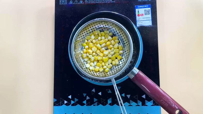 我愿意為這盤金沙玉米多吃兩碗飯！的做法-咸鮮味炒菜譜