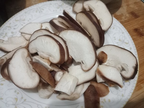 香菇燉豆腐的做法-家常味燉菜譜