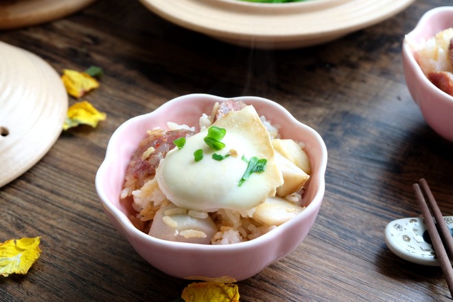 芋頭臘腸煲仔飯+白灼菜心的做法-家常味煲菜譜-易網健康養生網 芋頭臘腸煲仔飯+白灼菜心的做法-家常味煲菜譜