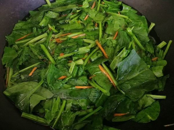 菠菜拌雞蛋的做法-家常味拌菜譜