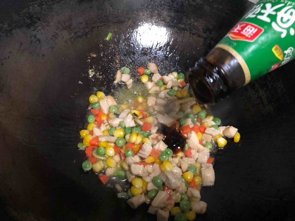 炒雞丁的做法-家常味炒菜譜