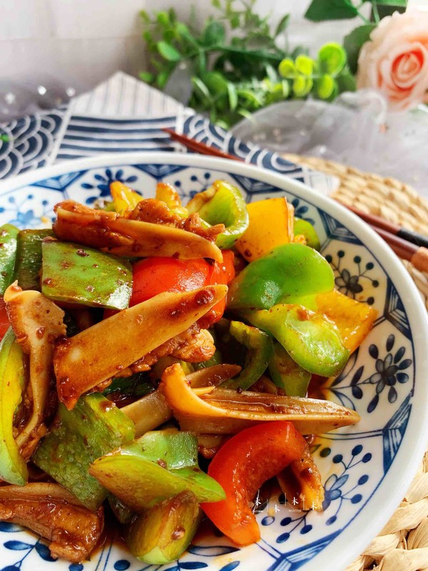 超簡單的辣炒雞脆骨的做法-香辣味炒菜譜-易網健康養生網 超簡單的辣炒雞脆骨的做法-香辣味炒菜譜