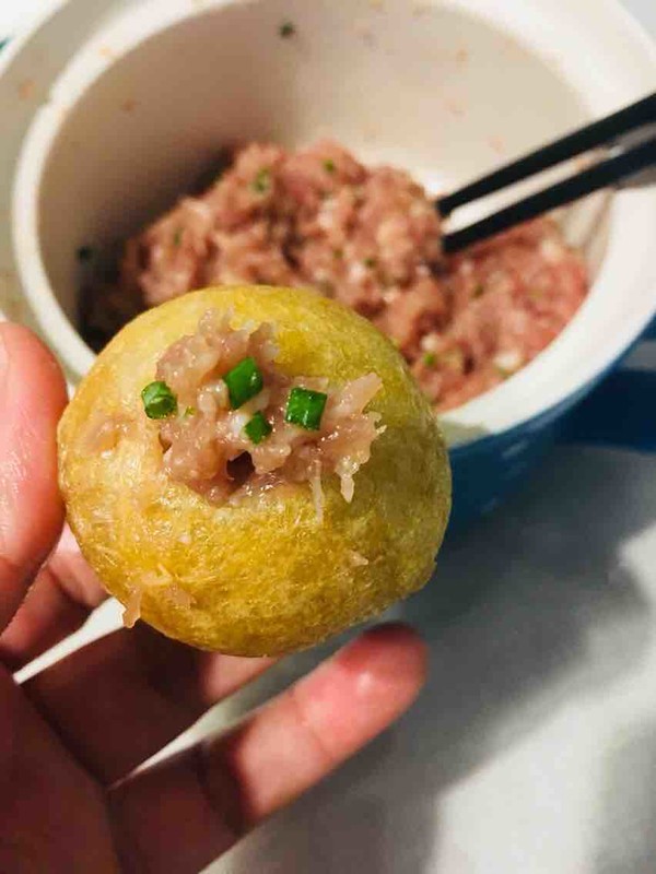 紅燒油面筋塞肉的做法-家常味燒菜譜-易網健康養生網 紅燒油面筋塞肉的做法-家常味燒菜譜