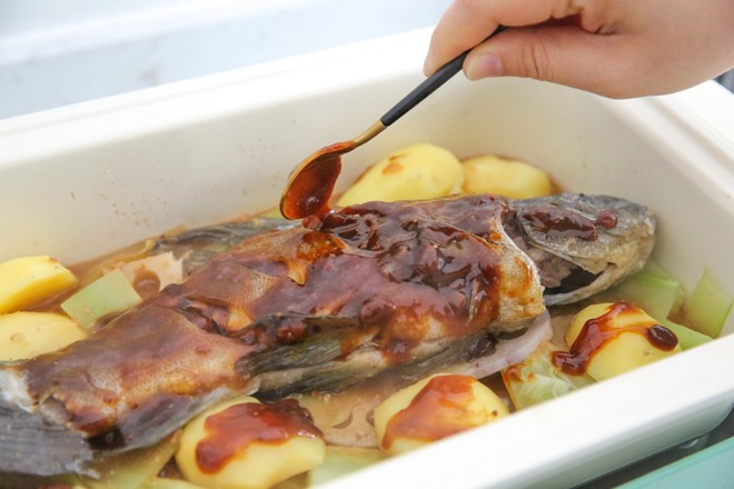 醬香烤魚的做法-魚香味烤菜譜-易網(wǎng)健康養(yǎng)生網(wǎng) 醬香烤魚的做法-魚香味烤菜譜