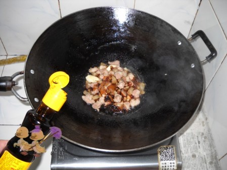 千張結筍干冬瓜煲的做法-家常味煲菜譜