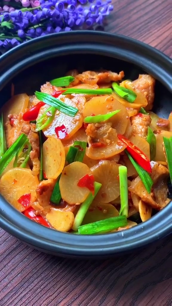 干鍋蘿卜片的做法-家常味炒菜譜-易網(wǎng)健康養(yǎng)生網(wǎng) 干鍋蘿卜片的做法-家常味炒菜譜