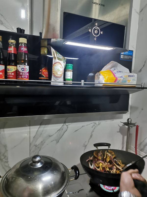 干煸蠶蛹的做法-香辣味炒菜譜-易網健康養生網 干煸蠶蛹的做法-香辣味炒菜譜