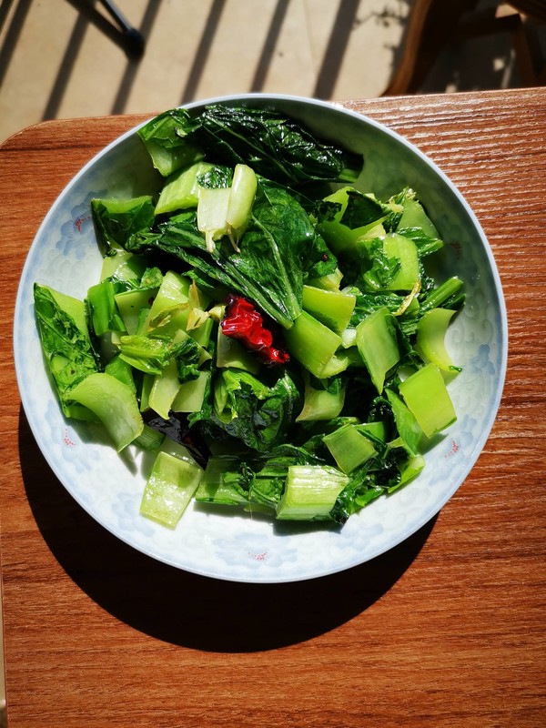 干椒炒苦菜的做法-家常味炒菜譜-易網健康養生網 干椒炒苦菜的做法-家常味炒菜譜