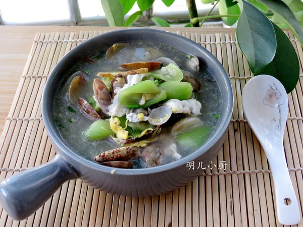 絲瓜燉花蛤的做法-家常味煮菜譜-易網(wǎng)健康養(yǎng)生網(wǎng) 絲瓜燉花蛤的做法-家常味煮菜譜
