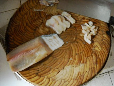 玉米魚丁的做法-家常味炒菜譜