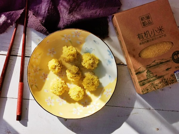 小米牛肉丸子的做法-家常味蒸菜譜-易網(wǎng)健康養(yǎng)生網(wǎng) 小米牛肉丸子的做法-家常味蒸菜譜