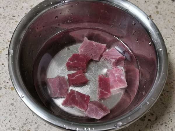 小米牛肉丸子的做法-家常味蒸菜譜-易網(wǎng)健康養(yǎng)生網(wǎng) 小米牛肉丸子的做法-家常味蒸菜譜