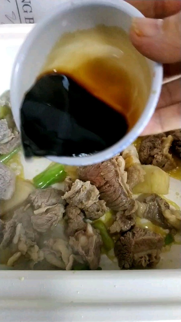 牛氣沖天紅燒牛肉的做法-家常味燉菜譜