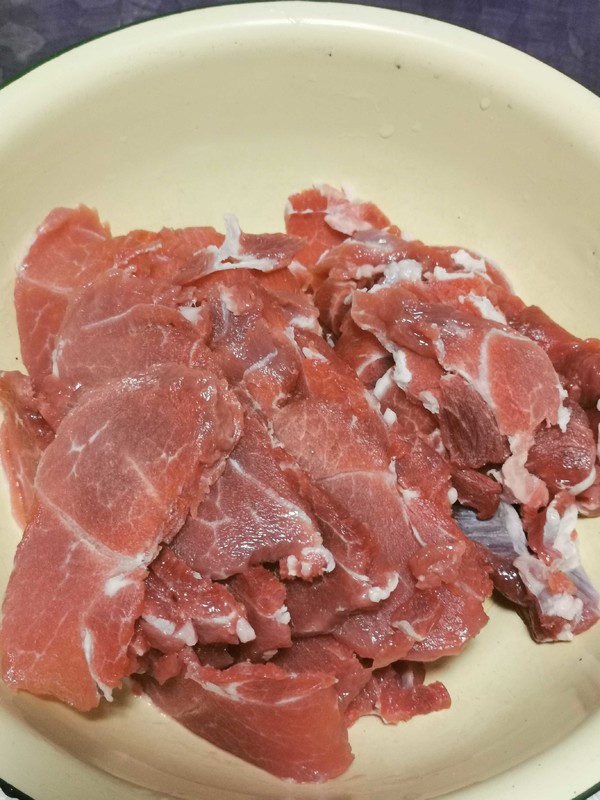 蒜香羊肉片的做法-其它口味炒菜譜