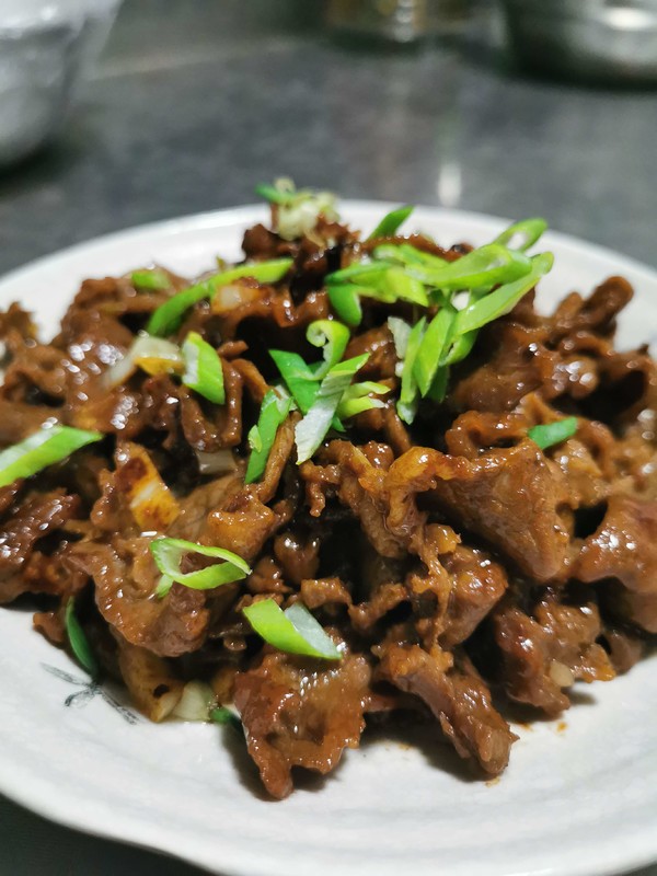 蒜香羊肉片的做法-其它口味炒菜譜-易網健康養生網 蒜香羊肉片的做法-其它口味炒菜譜
