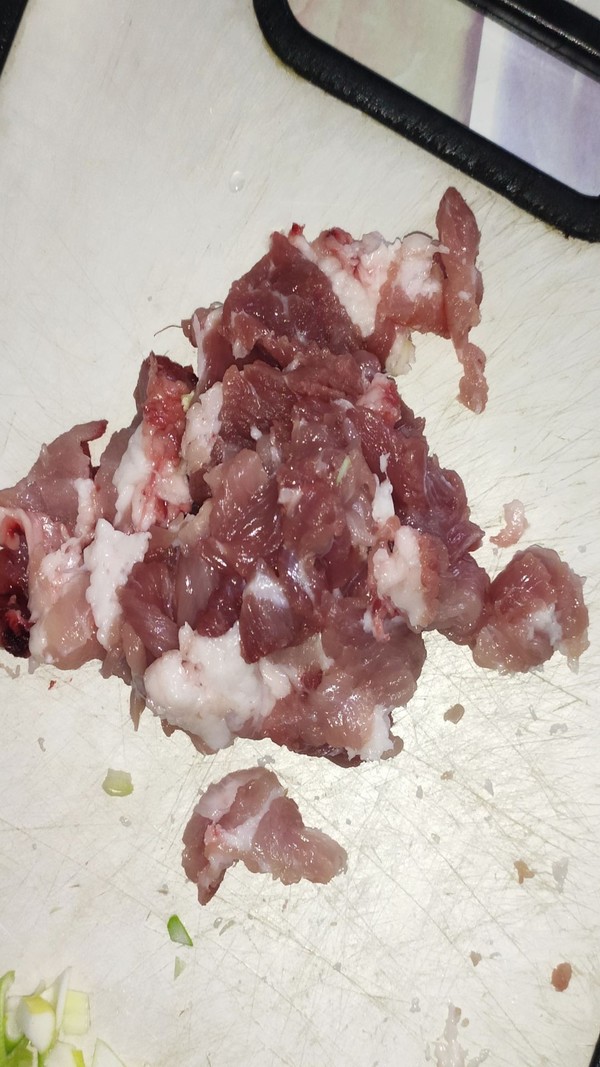 兒菜炒肉的做法-咸鮮味炒菜譜