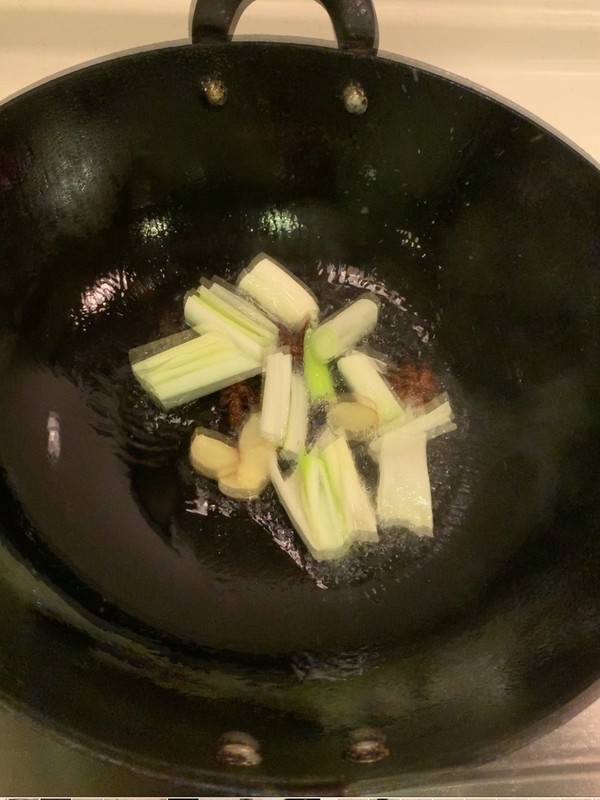 糖醋排骨的做法-酸甜味醬菜譜