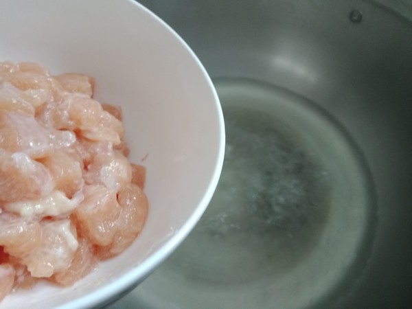 彩蔬雞丁的做法-家常味炒菜譜