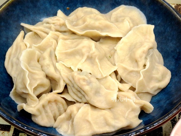 羊肉胡蘿卜餃子的做法-家常味煮菜譜-易網健康養生網 羊肉胡蘿卜餃子的做法-家常味煮菜譜