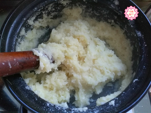 燙面油炸糕的做法-家常味炸菜譜