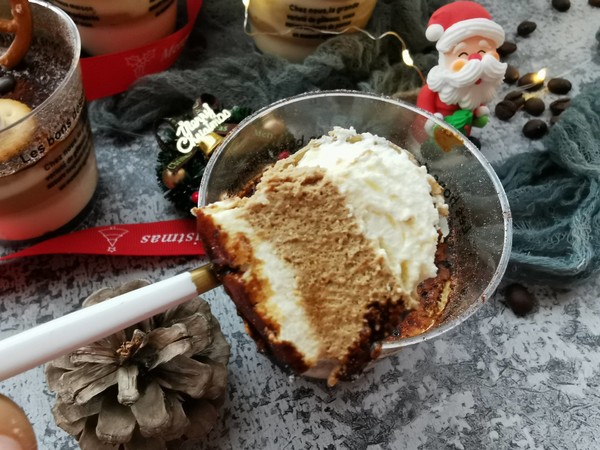 圣誕馴鹿咖啡慕斯的做法-其它口味烘焙菜譜-易網健康養生網 圣誕馴鹿咖啡慕斯的做法-其它口味烘焙菜譜