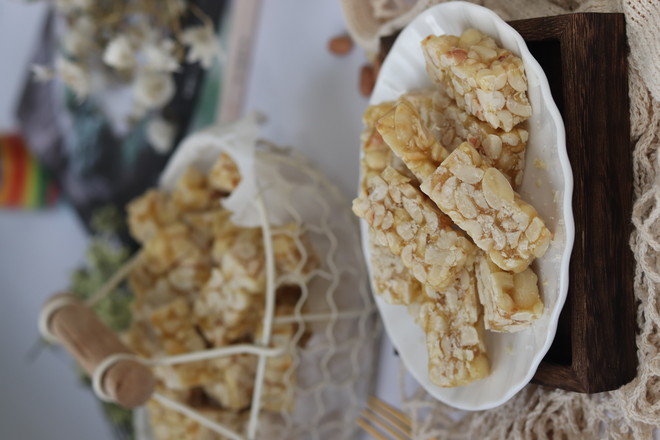 花生酥糖的做法-甜味烘焙菜譜-易網健康養生網 花生酥糖的做法-甜味烘焙菜譜