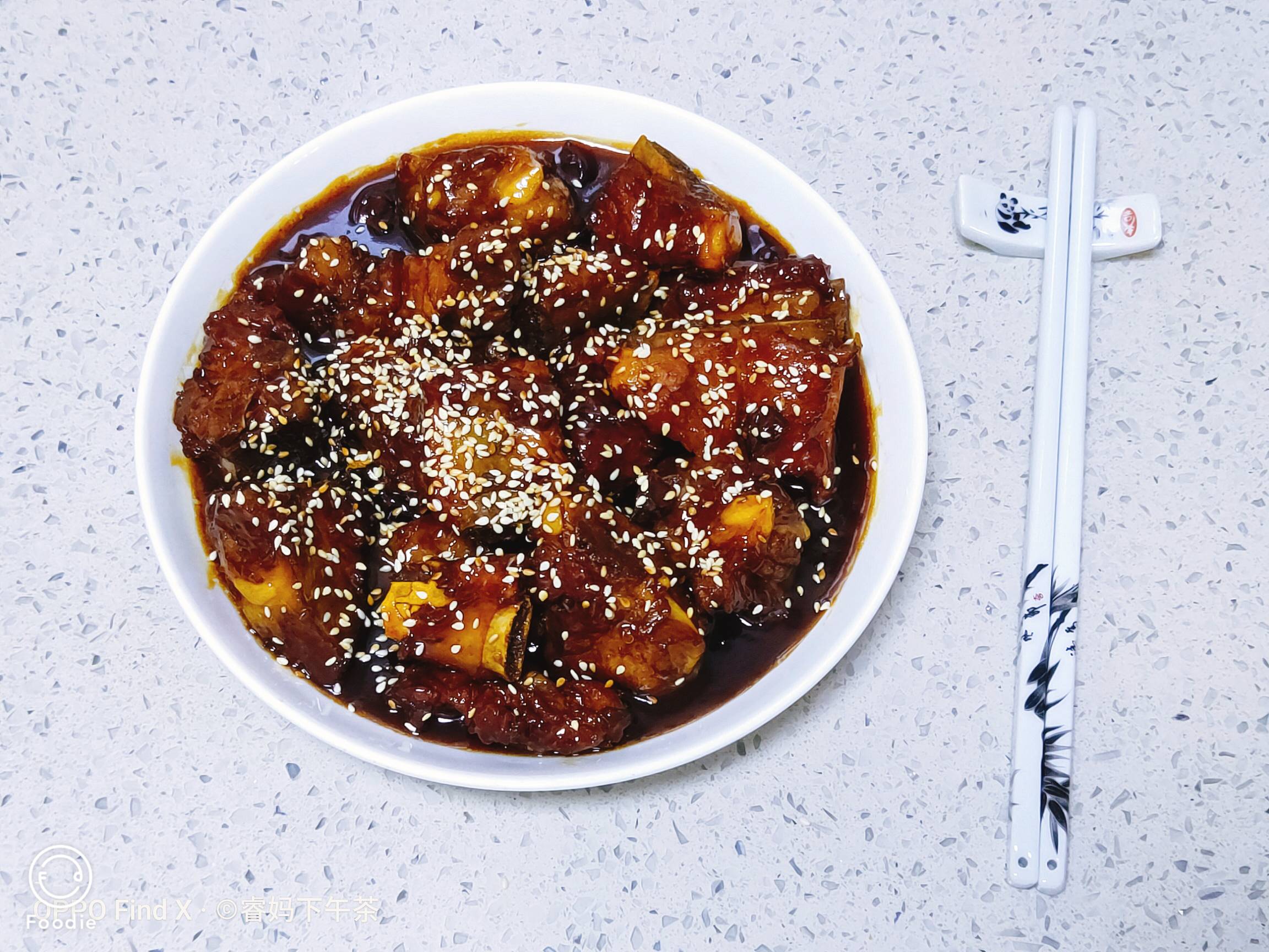 油亮亮的紅燒排骨的做法-咸鮮味燒菜譜-易網(wǎng)健康養(yǎng)生網(wǎng) 油亮亮的紅燒排骨的做法-咸鮮味燒菜譜