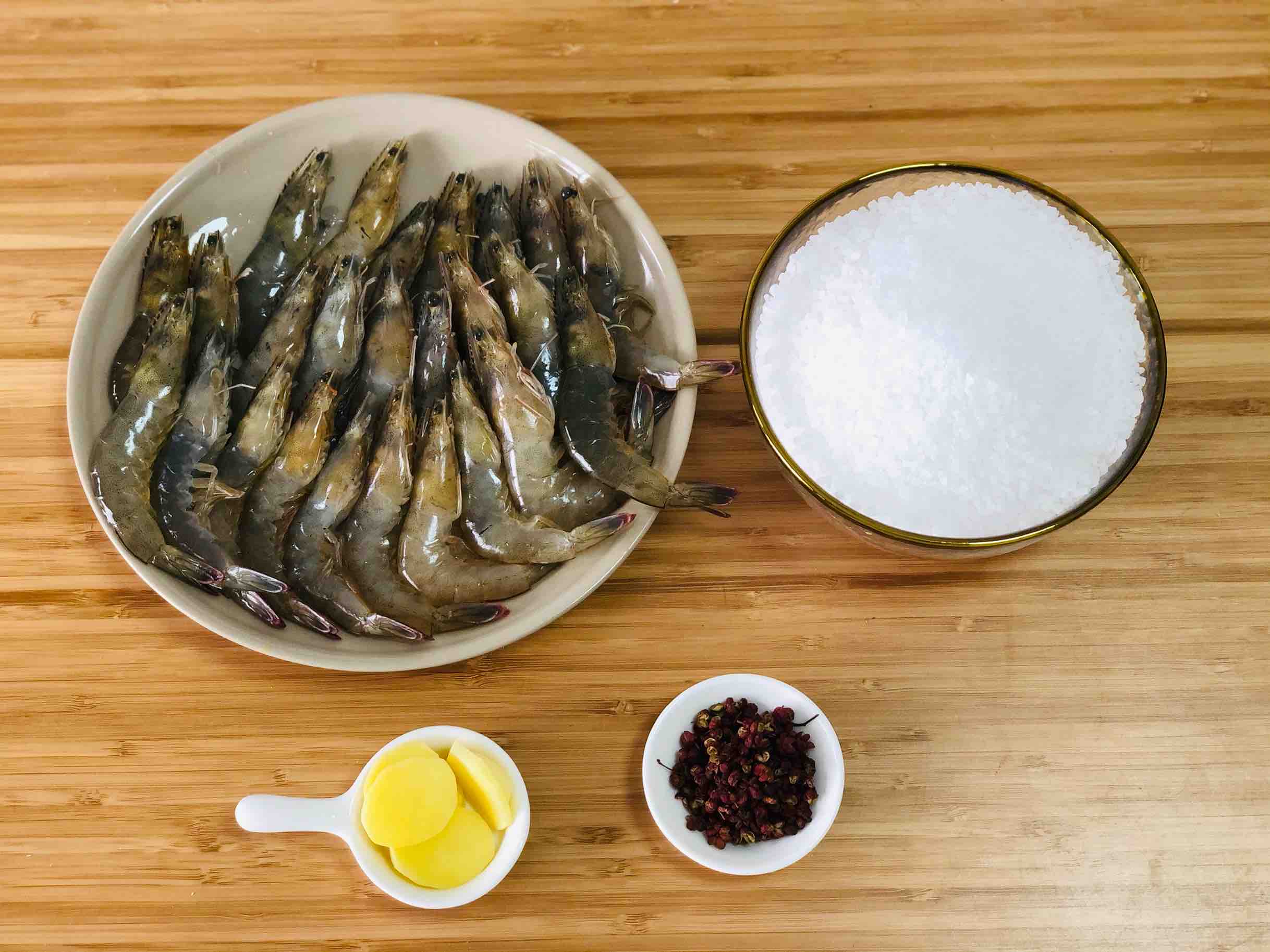 鹽焗大蝦的做法-咸鮮味焗菜譜