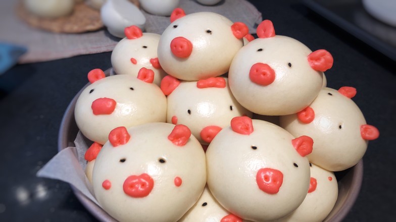 胖嘟嘟的小豬奶黃包的做法-甜味蒸菜譜-易網(wǎng)健康養(yǎng)生網(wǎng) 胖嘟嘟的小豬奶黃包的做法-甜味蒸菜譜