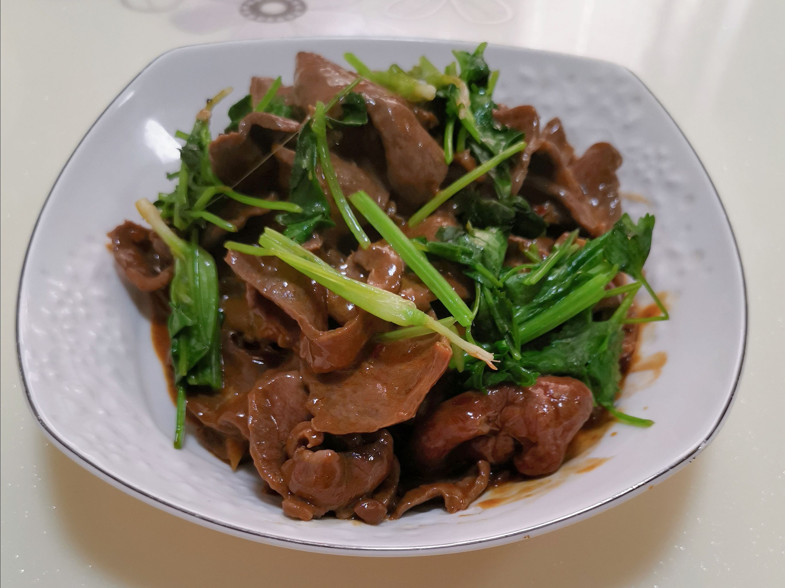炒牛心的做法-香辣味炒菜譜-易網(wǎng)健康養(yǎng)生網(wǎng) 炒牛心的做法-香辣味炒菜譜