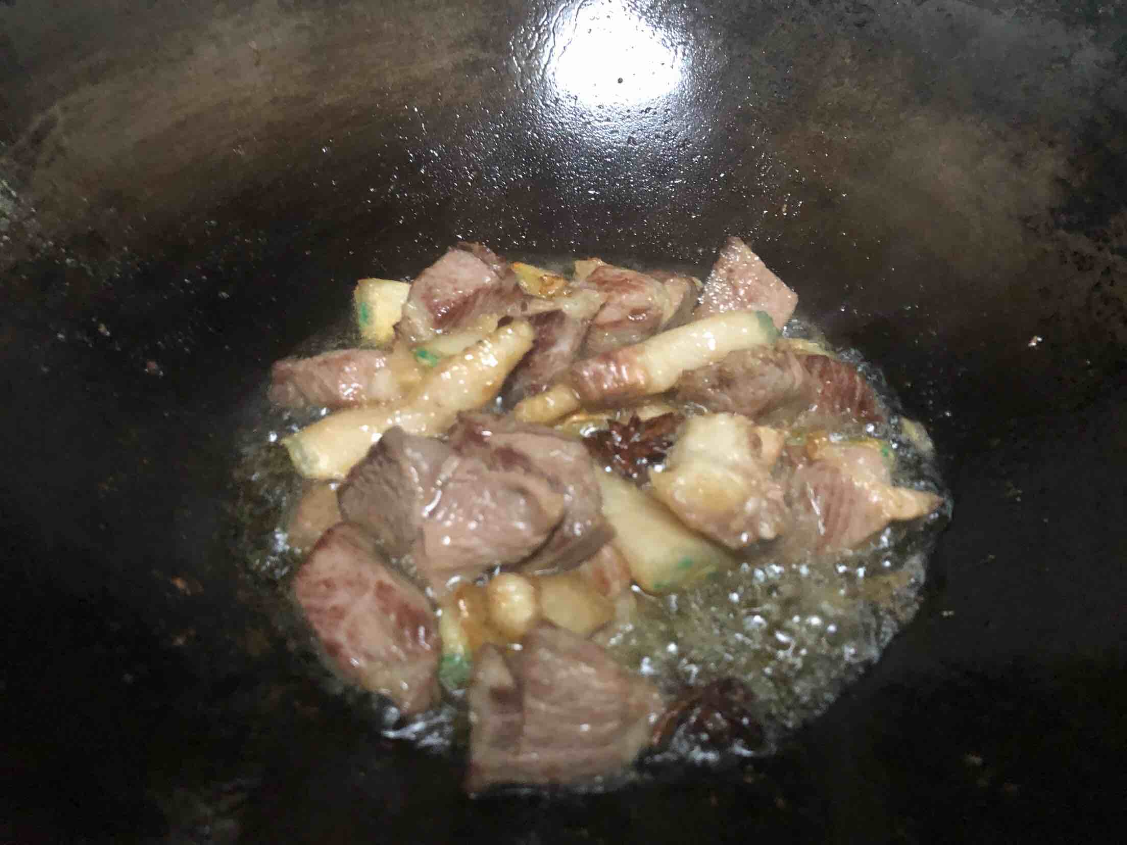 百葉結燒肉的做法-家常味燒菜譜