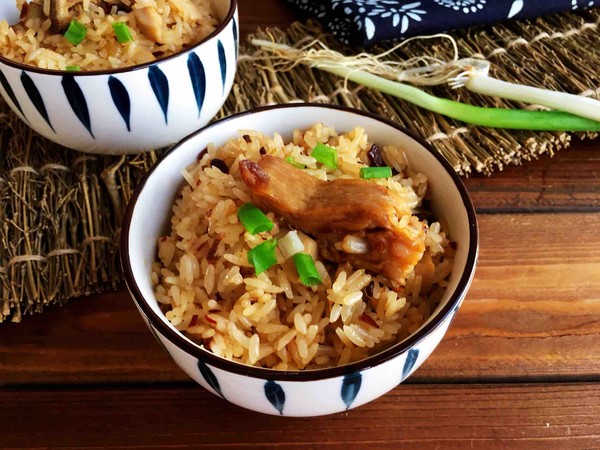 杏鮑菇排骨燜飯的做法-家常味燜菜譜-易網健康養生網 杏鮑菇排骨燜飯的做法-家常味燜菜譜