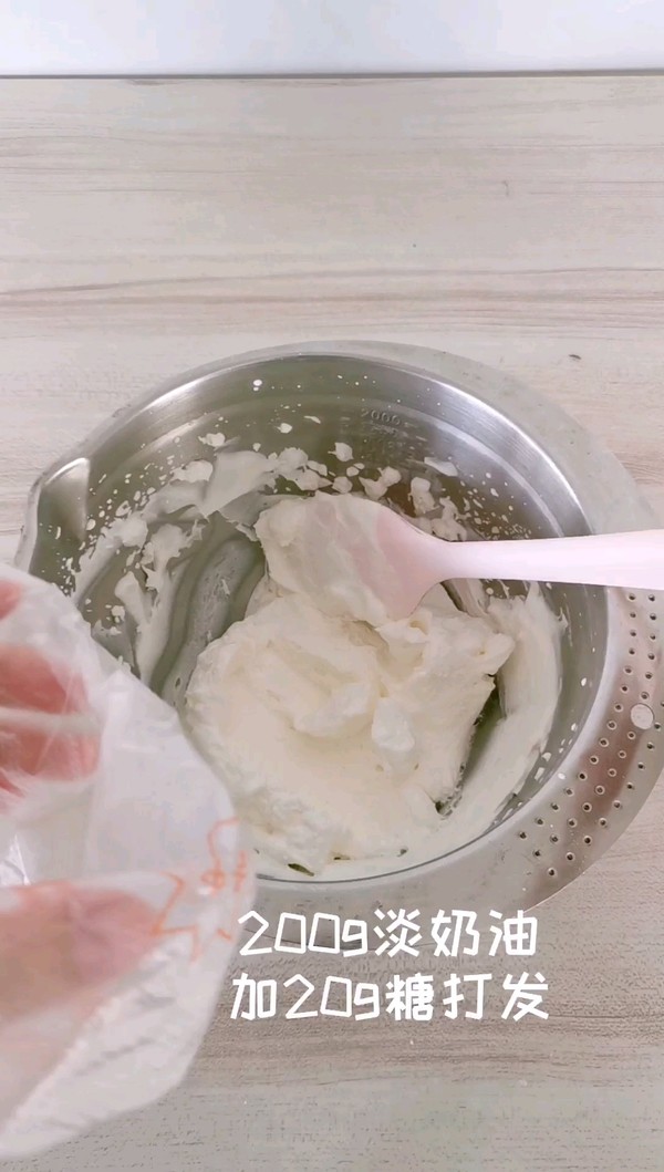 榴蓮冰皮月亮蛋糕的做法-甜味蒸菜譜-易網健康養生網 榴蓮冰皮月亮蛋糕的做法-甜味蒸菜譜