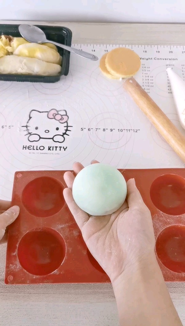 榴蓮冰皮月亮蛋糕的做法-甜味蒸菜譜-易網健康養生網 榴蓮冰皮月亮蛋糕的做法-甜味蒸菜譜