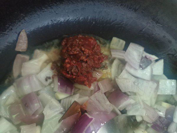 變裝簡版佛跳墻的做法-家常味燜菜譜-易網健康養(yǎng)生網 變裝簡版佛跳墻的做法-家常味燜菜譜