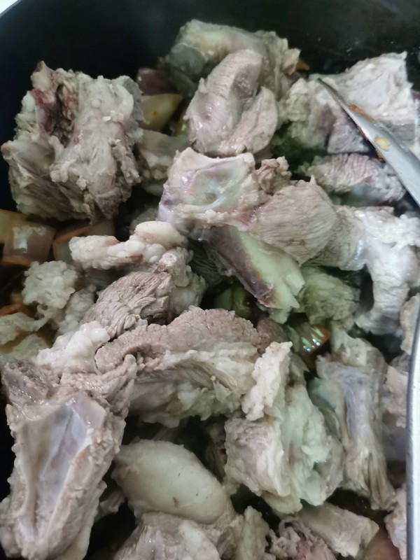 變裝簡版佛跳墻的做法-家常味燜菜譜-易網健康養(yǎng)生網 變裝簡版佛跳墻的做法-家常味燜菜譜