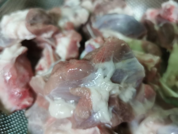 變裝簡版佛跳墻的做法-家常味燜菜譜-易網<a href=http://www.aoa7937.com/ target=_blank class=infotextkey>健康養(yǎng)生</a>網 變裝簡版佛跳墻的做法-家常味燜菜譜