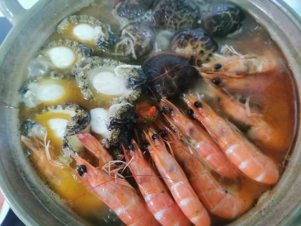 變裝簡版佛跳墻的做法-家常味燜菜譜-易網健康養(yǎng)生網 變裝簡版佛跳墻的做法-家常味燜菜譜