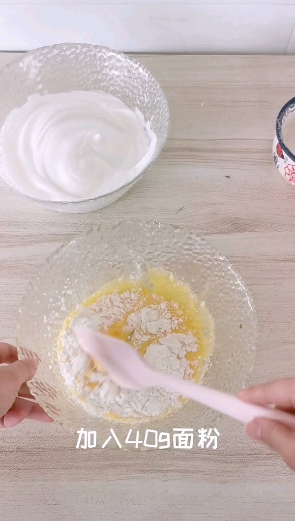 榴蓮冰皮月亮蛋糕的做法-甜味蒸菜譜-易網健康養生網 榴蓮冰皮月亮蛋糕的做法-甜味蒸菜譜