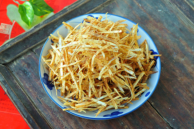 酥香香芋絲的做法-咸鮮味炸菜譜-易網健康養生網 酥香香芋絲的做法-咸鮮味炸菜譜