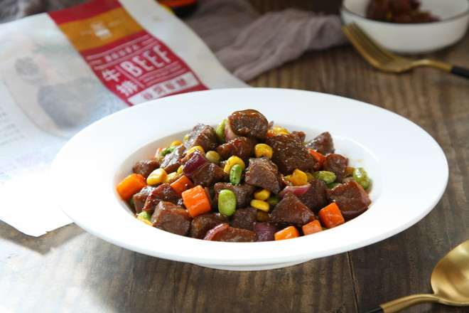 五彩牛肉粒的做法-咸鮮味炒菜譜-易網健康養生網 五彩牛肉粒的做法-咸鮮味炒菜譜