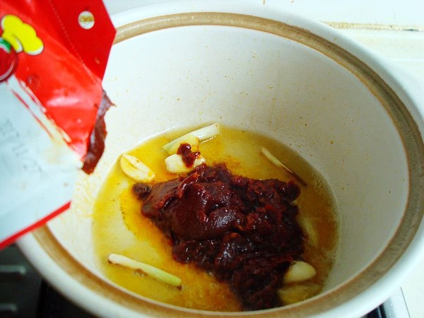 砂鍋面的做法-麻辣味煮菜譜-易網健康養生網 砂鍋面的做法-麻辣味煮菜譜