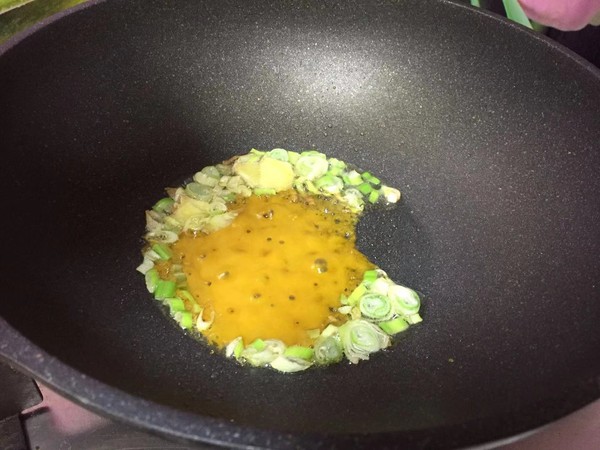 酸湯魚片的做法-酸辣味煮菜譜-易網健康養生網 酸湯魚片的做法-酸辣味煮菜譜