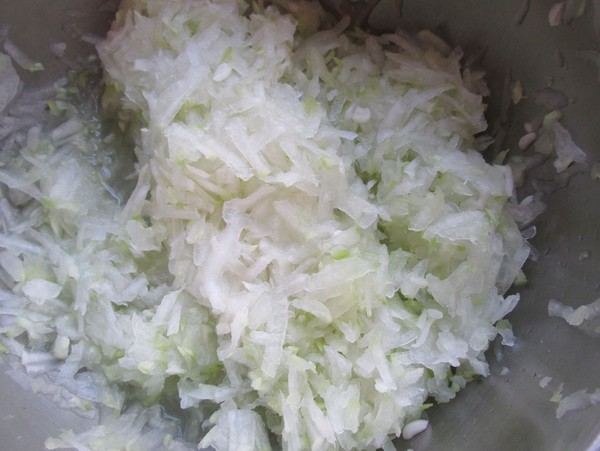 冬瓜餃子的做法-咸鮮味煮菜譜-易網(wǎng)健康養(yǎng)生網(wǎng) 冬瓜餃子的做法-咸鮮味煮菜譜