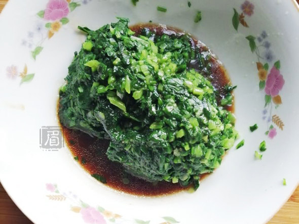 松子蓬花菜的做法-咸鮮味拌菜譜-易網健康養生網 松子蓬花菜的做法-咸鮮味拌菜譜