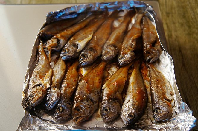 香煎小黃花魚(yú)的做法-香辣味煎菜譜-易網(wǎng)健康養(yǎng)生網(wǎng) 香煎小黃花魚(yú)的做法-香辣味煎菜譜